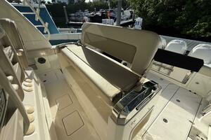 43FT (12.8M) BOSTON WHALER