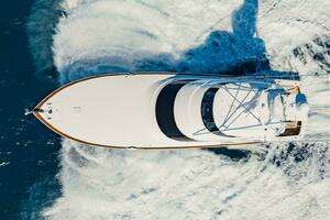 2020 Viking 72 Enclosed Bridge thumbnail 70