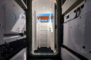 2020 Viking 72 Enclosed Bridge thumbnail 57
