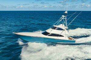 2020 Viking 72 Enclosed Bridge thumbnail 1