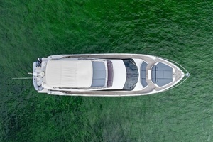 2018 Ferretti Yachts 800 thumbnail 9