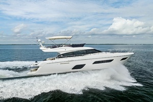 2018 Ferretti Yachts 800 thumbnail 5