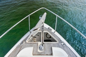 2018 Ferretti Yachts 800 thumbnail 33