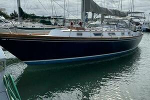 Maratime 41ft Bristol Yacht For Sale Maratime 41ft Bristol Yacht For Sale