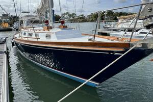 Maratime 41ft Bristol Yacht For Sale Maratime 41ft Bristol Yacht For Sale