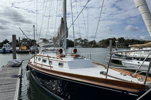 Maratime 41ft Bristol Yacht For Sale Maratime 41ft Bristol Yacht For Sale