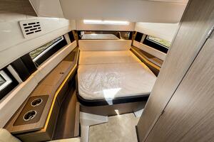 38FT (11.84M) WELLCRAFT