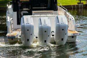 2025 Wellcraft 38 Explorer thumbnail 12