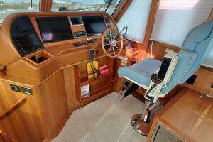 2012 Sabre 48 Salon Express thumbnail 21