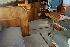 2012 Sabre 48 Salon Express thumbnail 17