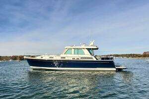 2012 Sabre 48 Salon Express thumbnail 3