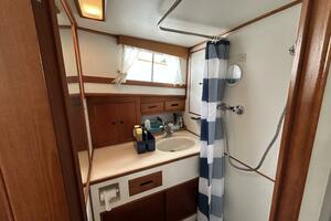 42ft Grand Banks Yacht For Sale