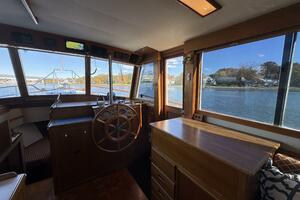 42ft Grand Banks Yacht For Sale