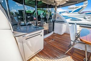 61FT (18.59M) SEA RAY