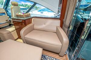 61FT (18.59M) SEA RAY