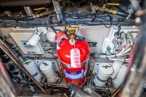 61FT (18.59M) SEA RAY