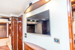 61FT (18.59M) SEA RAY