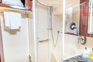 61FT (18.59M) SEA RAY