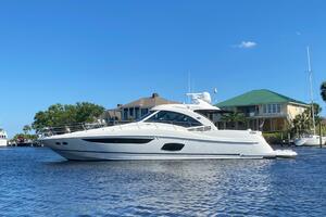 61FT (18.59M) SEA RAY