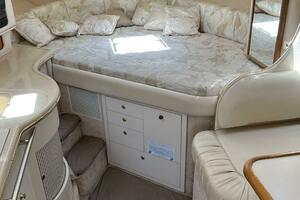 31ft Sea Ray Yacht For Sale