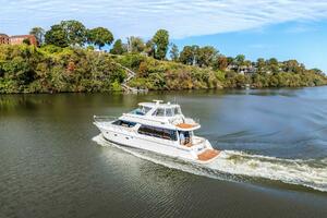 59FT (18.03M) CARVER