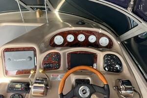 32ft Sea Ray Yacht For Sale