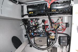 27ft Custom Yacht For Sale