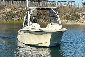 DAY TRIPPER 25ft Grady White Yacht For Sale