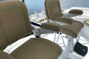 2000 Viking 50 Convertible Sportfish thumbnail 46