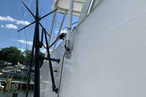 2000 Viking 50 Convertible Sportfish thumbnail 13