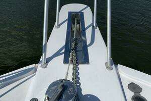 2000 Viking 50 Convertible Sportfish thumbnail 11