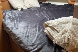 Pier Pressure 50ft Viking Yacht For Sale