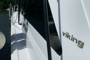 2000 Viking 50 Convertible Sportfish thumbnail 8