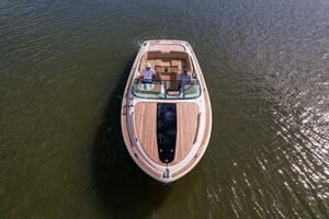 Corsair 28ft Chris Craft Yacht For Sale