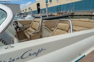 Corsair 28ft Chris Craft Yacht For Sale