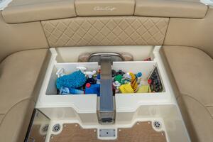 Corsair 28ft Chris Craft Yacht For Sale