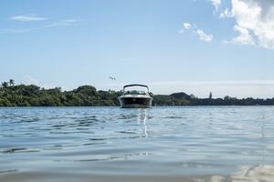 Corsair 28ft Chris Craft Yacht For Sale