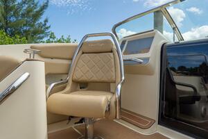 Corsair 28ft Chris Craft Yacht For Sale