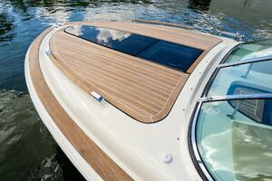 Corsair 28ft Chris Craft Yacht For Sale