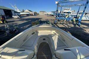 2020 Chris-Craft Launch 28 GT thumbnail 16