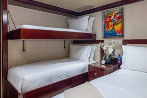 Forward Starboard Guest Stateroom