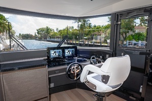 2024 Explorer EX62 thumbnail 15