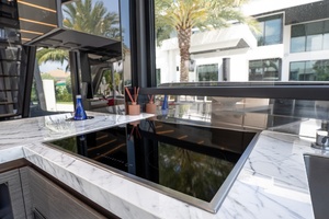 62FT (18.9M) EXPLORER