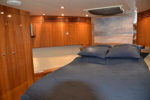 Steel Dreamin 55ft Hatteras Yacht For Sale