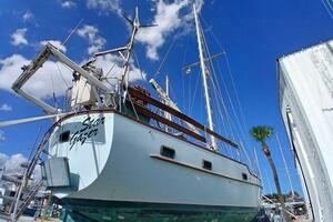 Star Gazer 43ft Irwin Yacht For Sale
