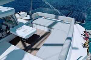 Momentum 42ft Leopard Yacht For Sale