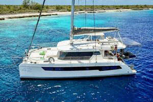 Momentum 42ft Leopard Yacht For Sale