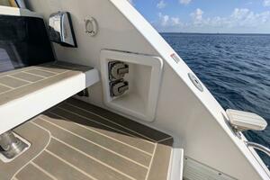 Momentum 42ft Leopard Yacht For Sale