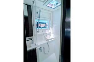 Momentum 42ft Leopard Yacht For Sale