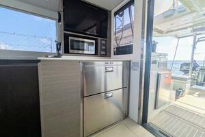 Momentum 42ft Leopard Yacht For Sale